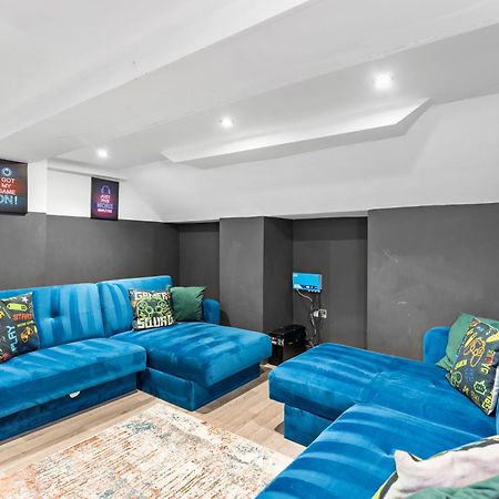 30 Percent Off! Central 5 Bed In Whitby - Games Room - Parking - Hot-Tub מראה חיצוני תמונה